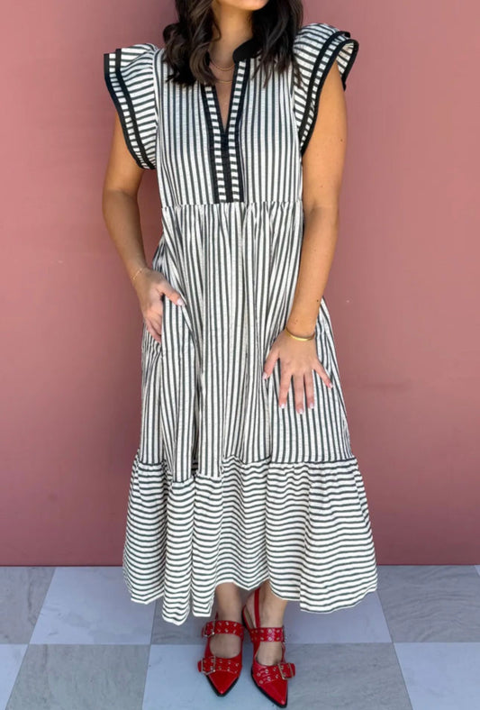 *PREORDER* Pretty Please Plus Dress