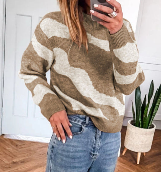 *PREORDER* Swirl Top