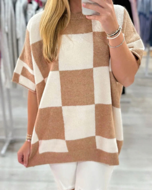 *PREORDER* Checkmate Top