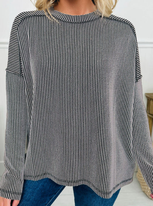 *PREORDER* Simple Long Sleeve Top